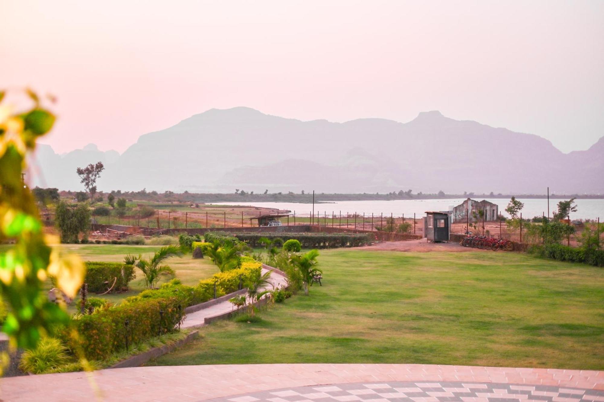 Saj By The Lake, Malshej Ghat Extérieur photo